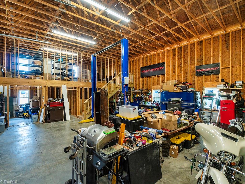 main property photo 43