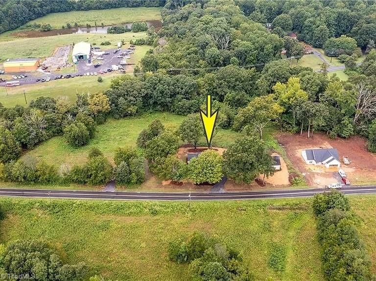 main property photo 43