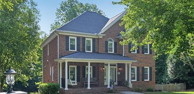 image of property with 4 Bed | 3 Bath | 2,850 Sqft