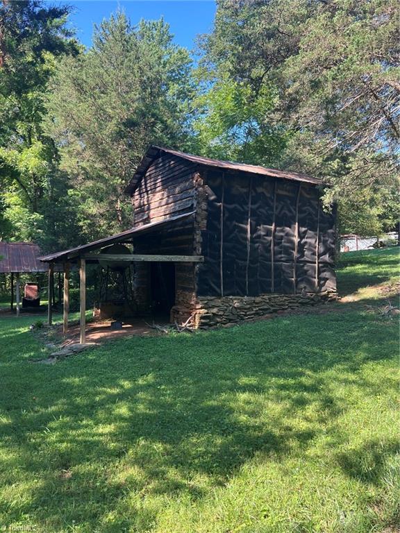 main property photo 19