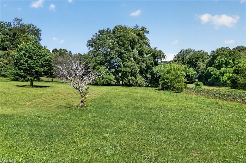 main property photo 34