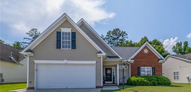 image of property with 3 Bed | 2 Bath | 2,143 Sqft