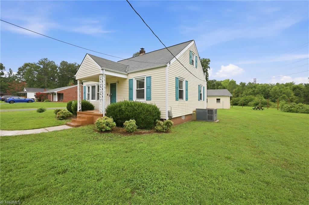 main property photo 23