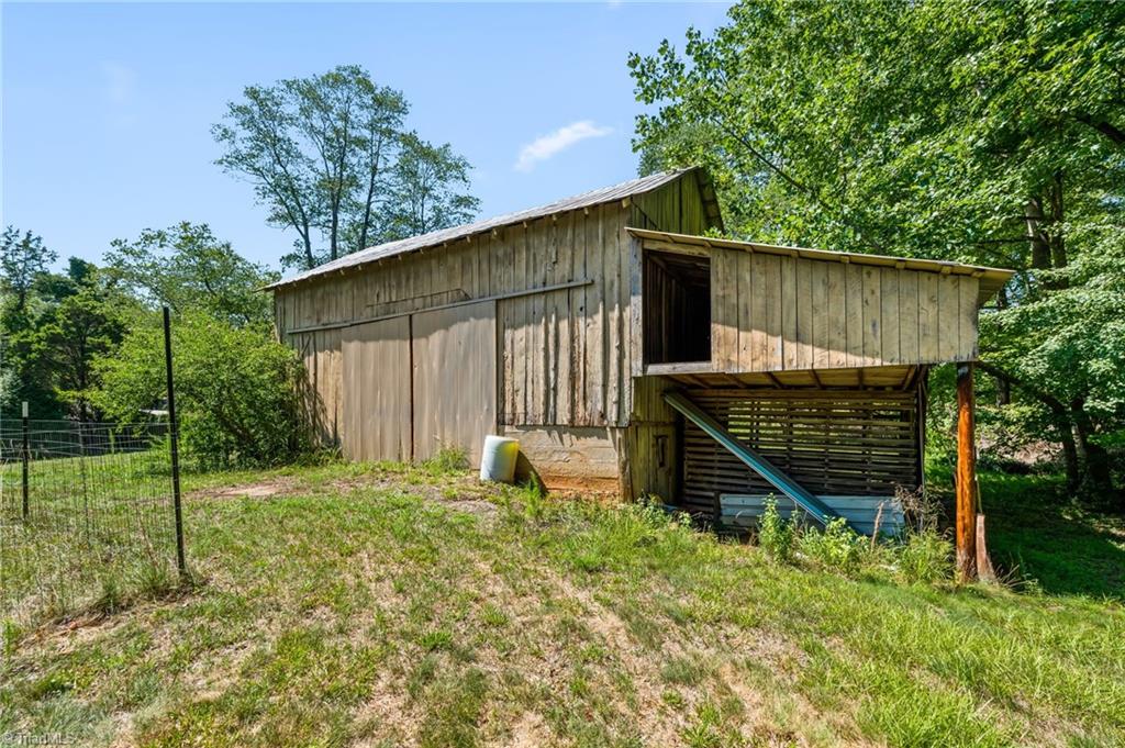 main property photo 43