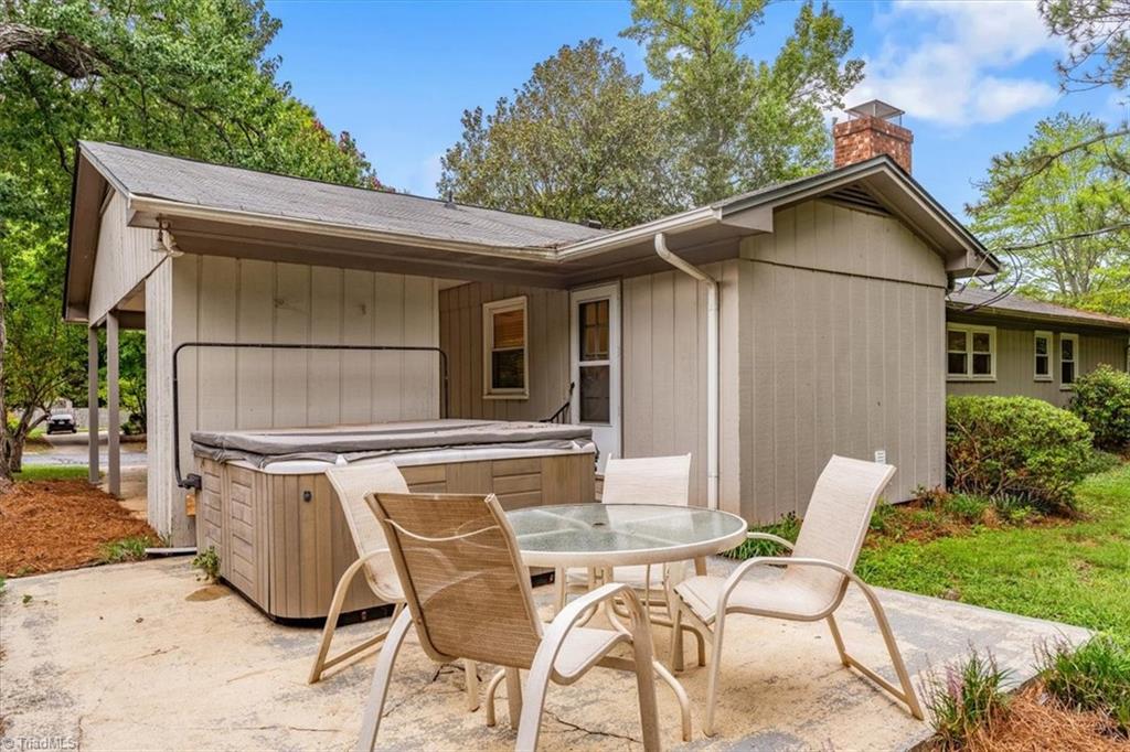main property photo 23
