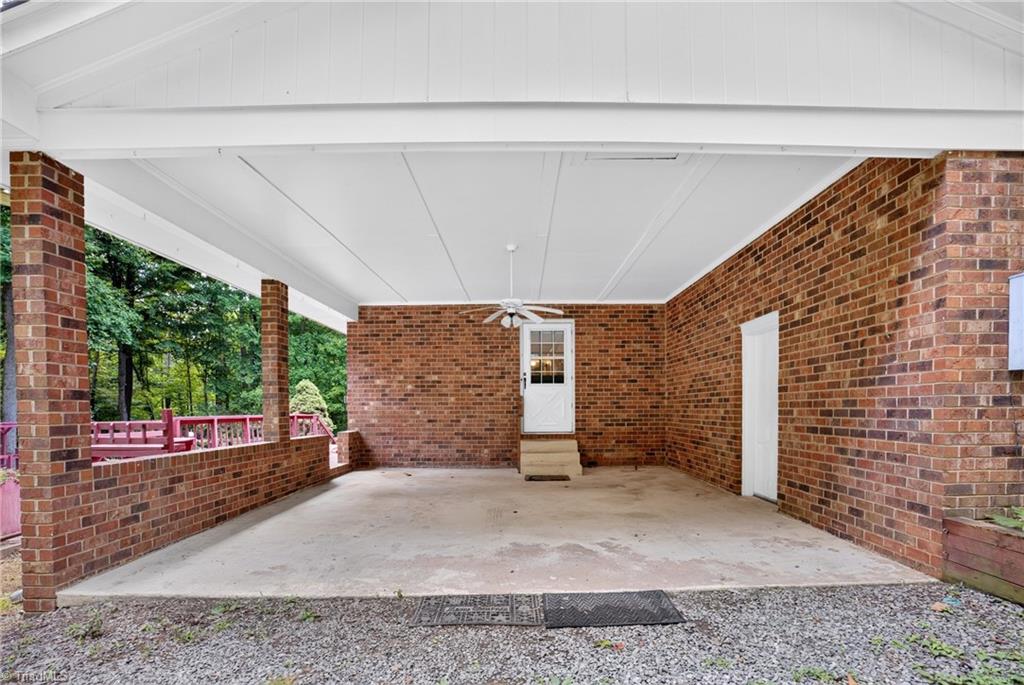 main property photo 31