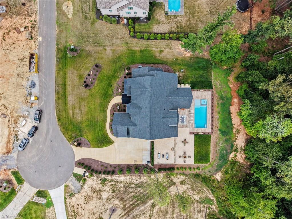 main property photo 47