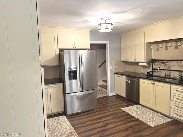 main property photo 15