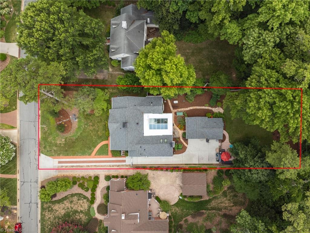 main property photo 49