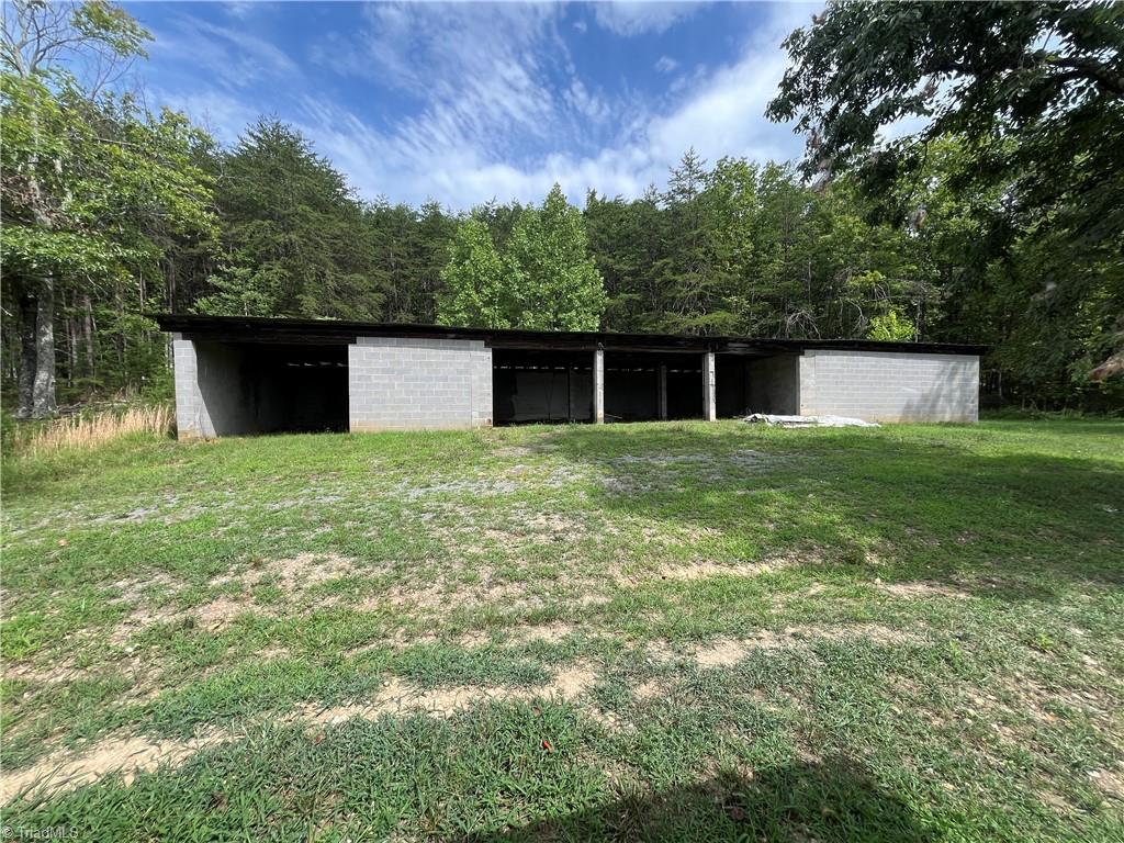main property photo 31