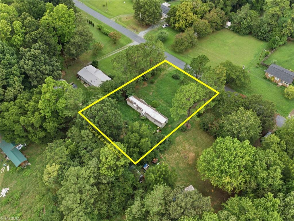 main property photo 9