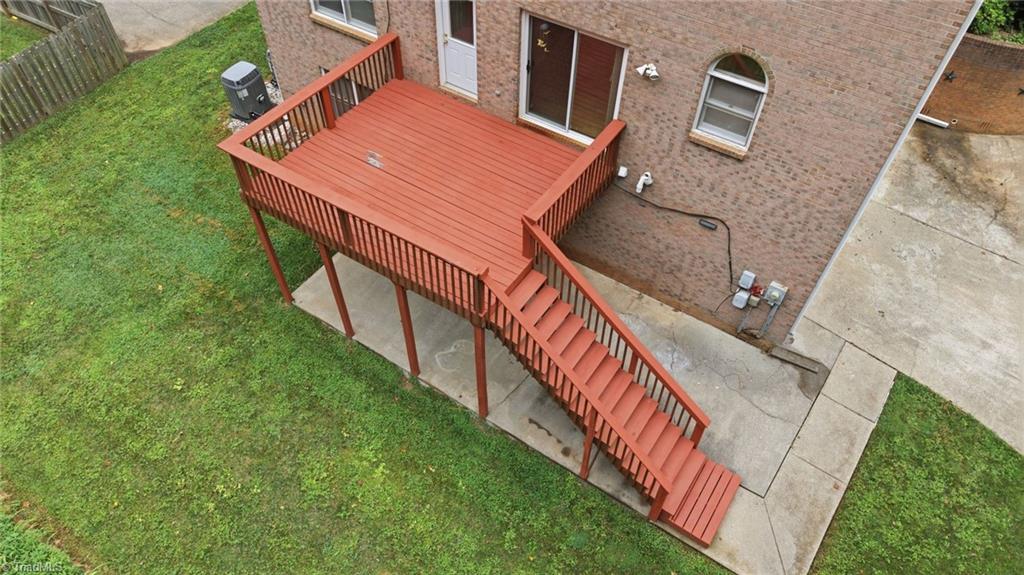 main property photo 44