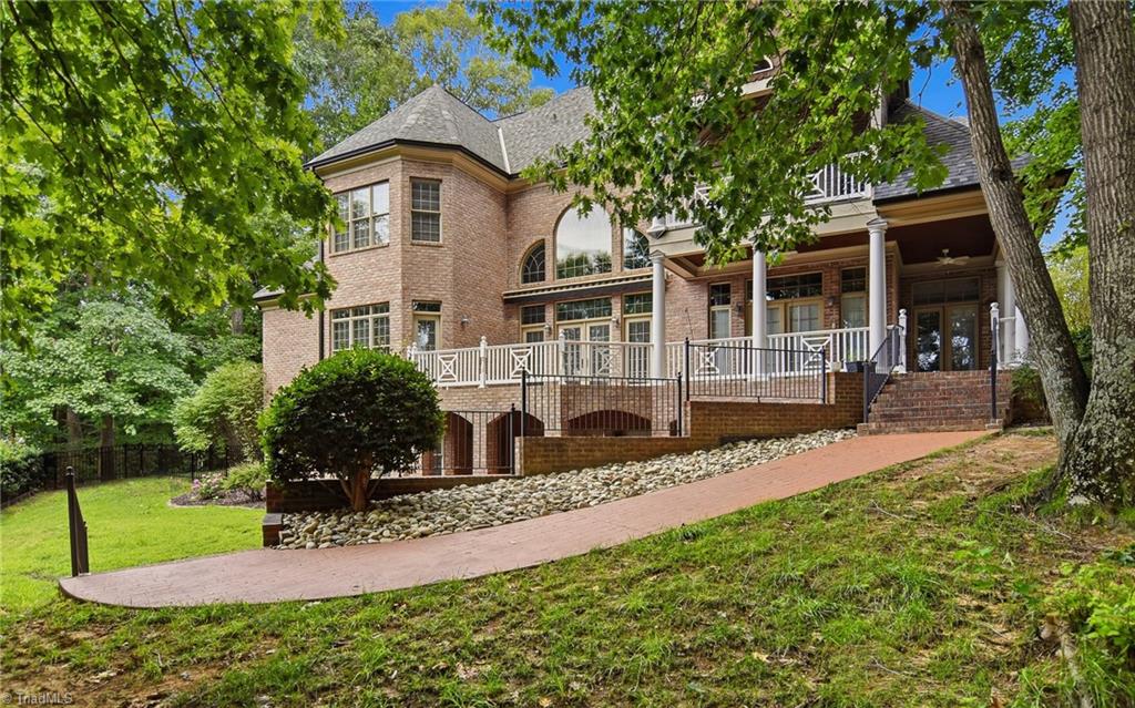 main property photo 4