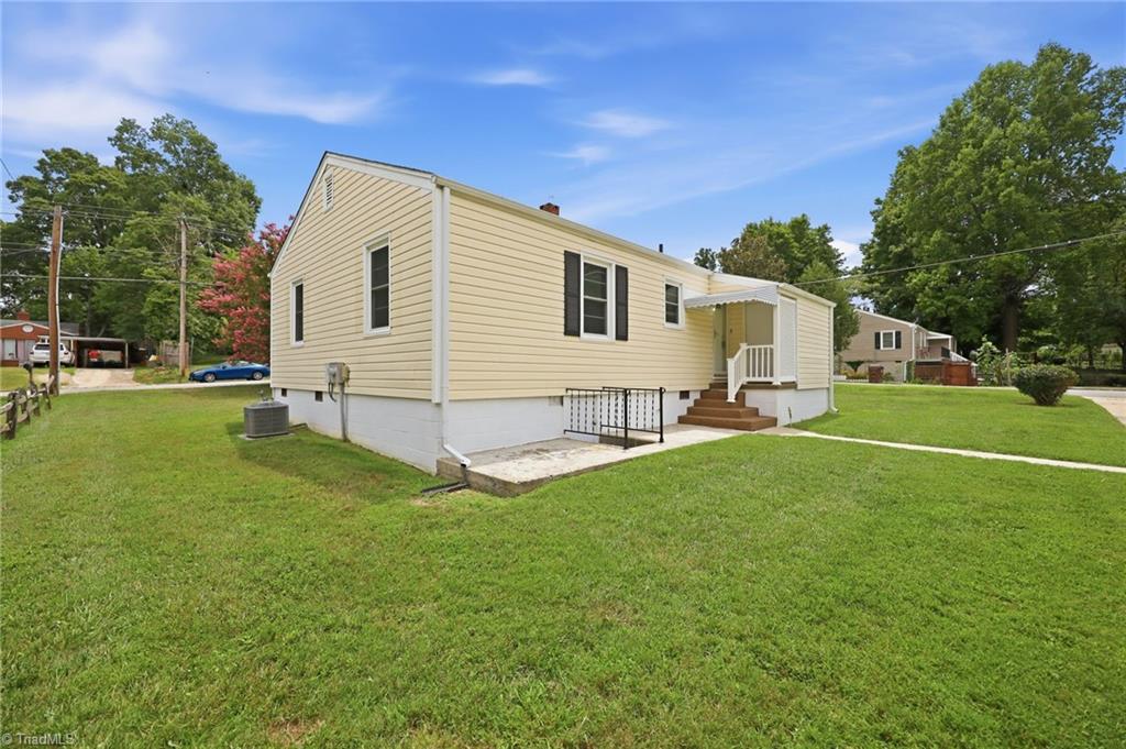 main property photo 22