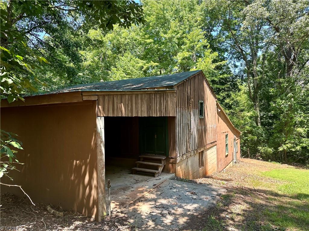 main property photo 44