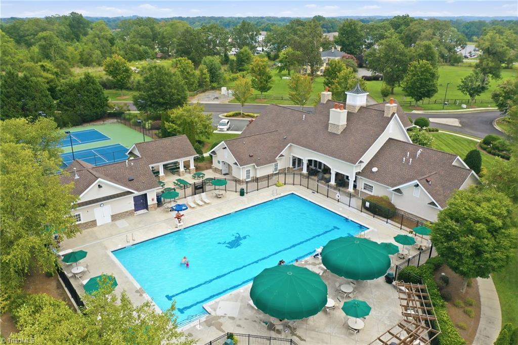 main property photo 44