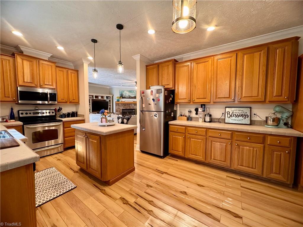 main property photo 15