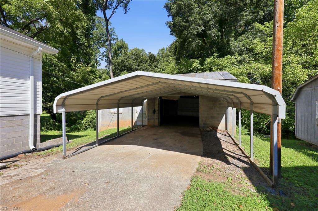 main property photo 23