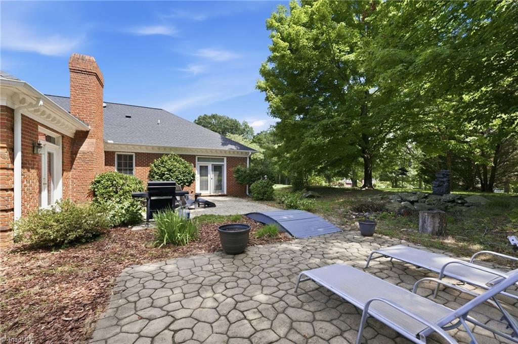 main property photo 26