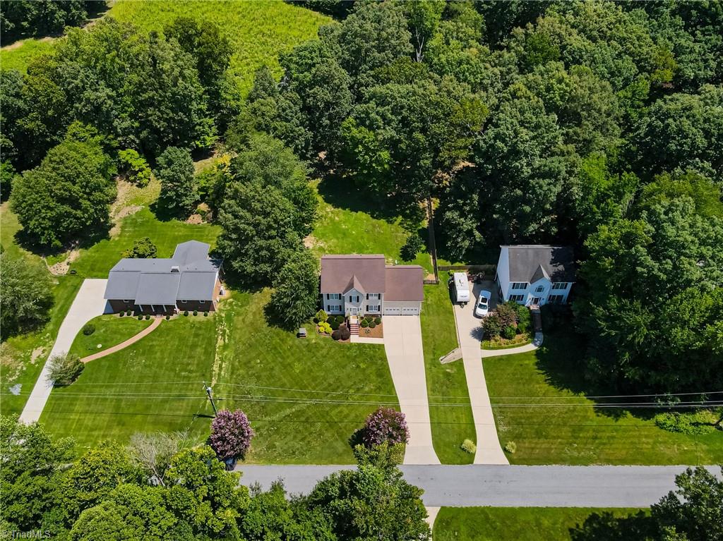 main property photo 34