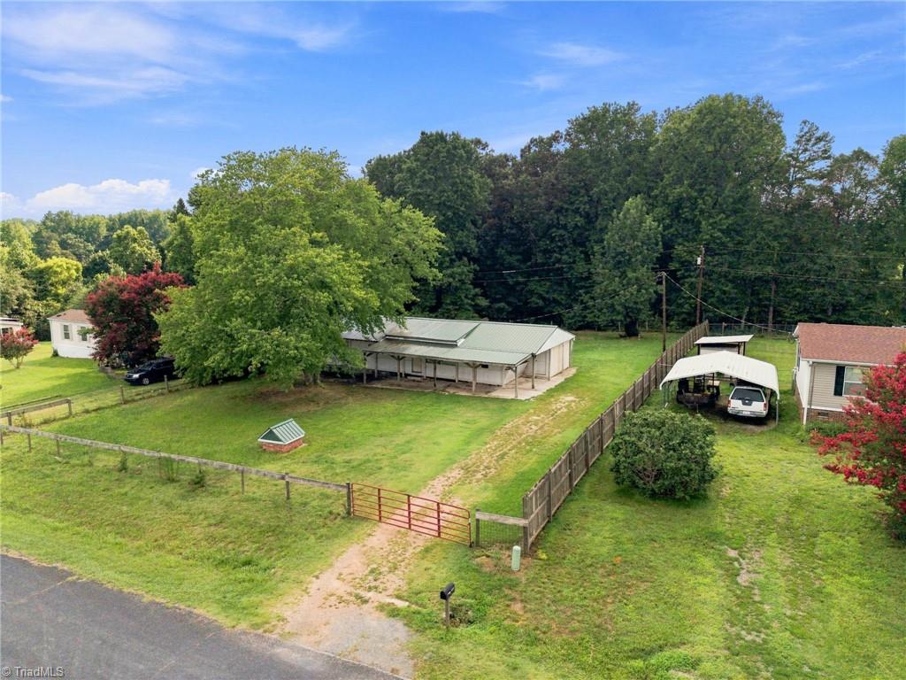 main property photo 22