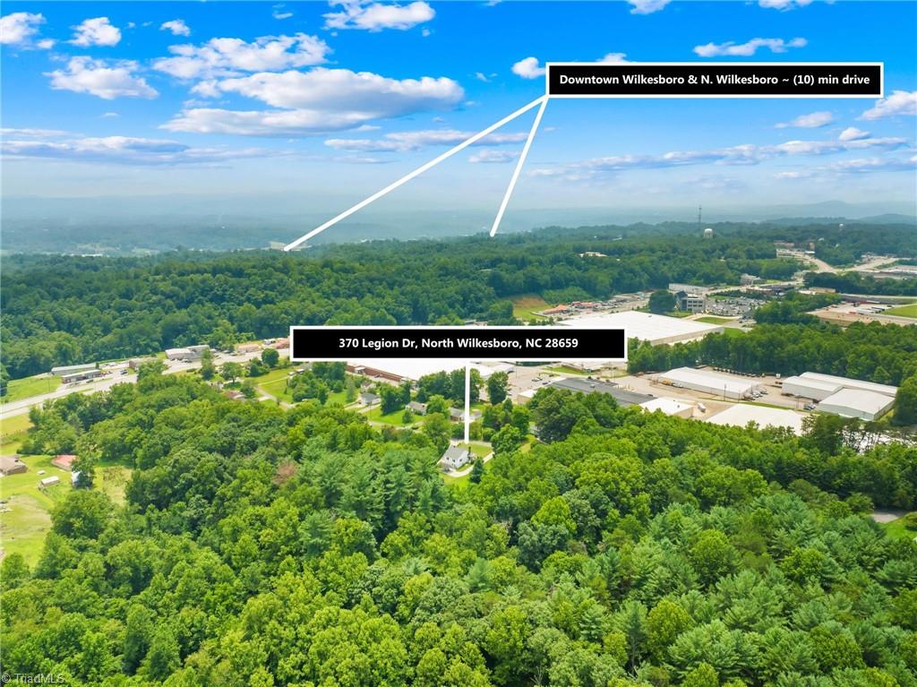 main property photo 30