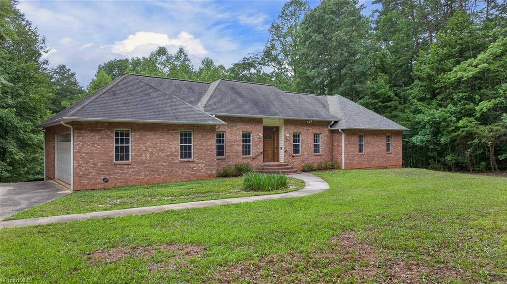 main property photo 39