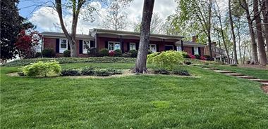 image of property with 3 Bed | 2 Bath | 2,910 Sqft