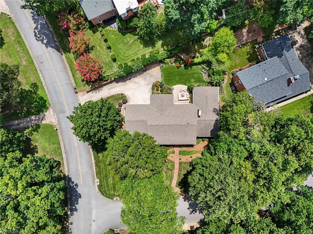 main property photo 48