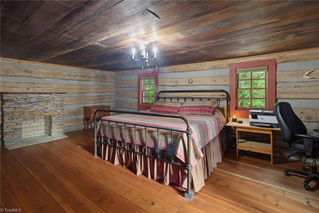 main property photo 21