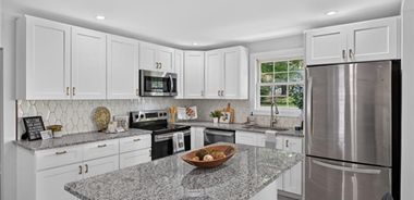 image of property with 4 Bed | 2 Bath | 1,598 Sqft