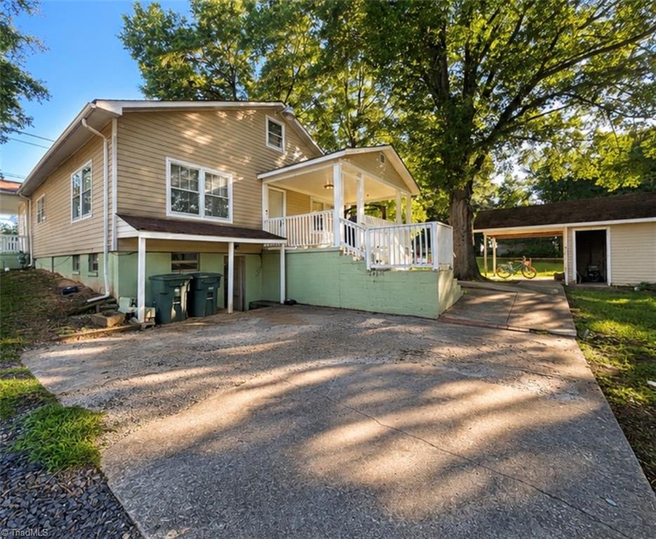main property photo 12