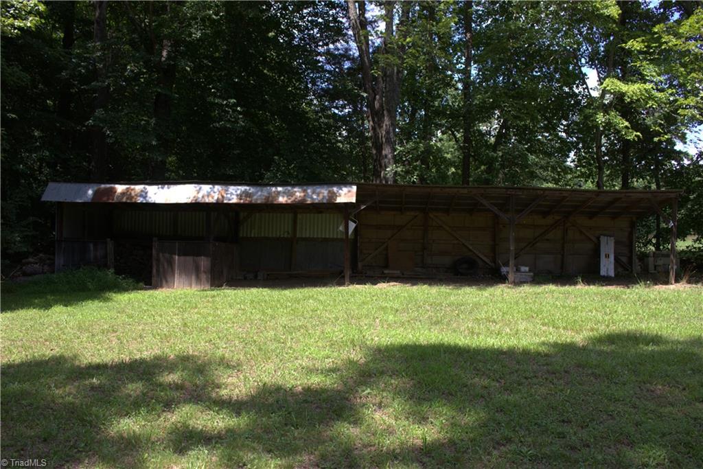 main property photo 39