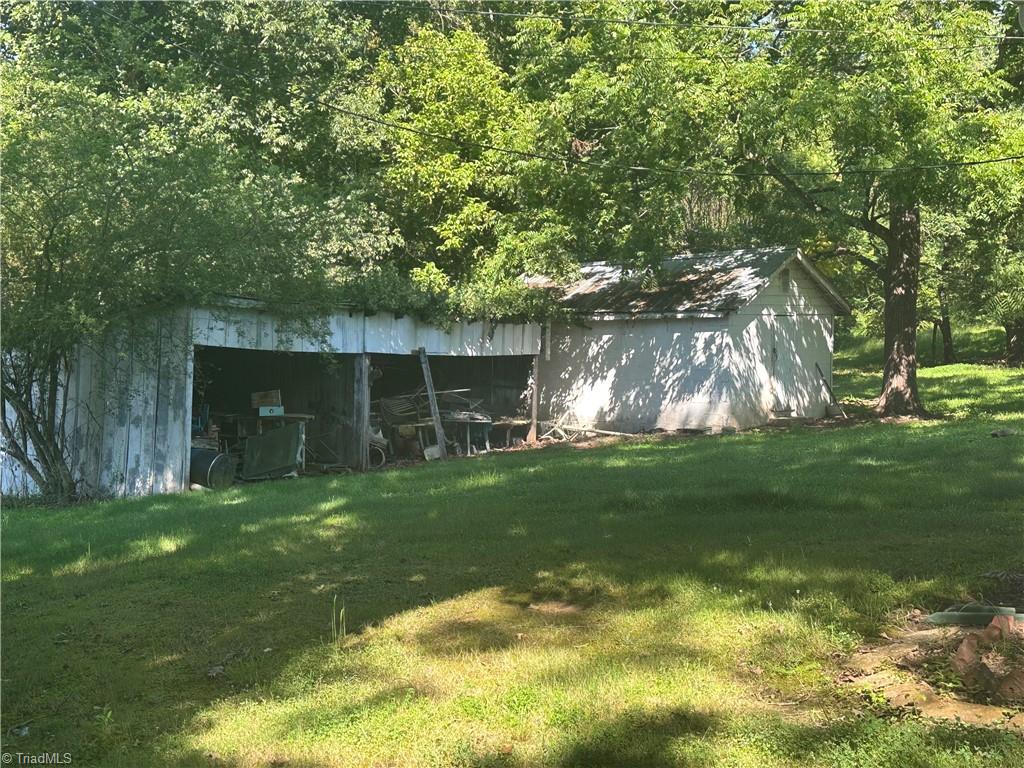 main property photo 43