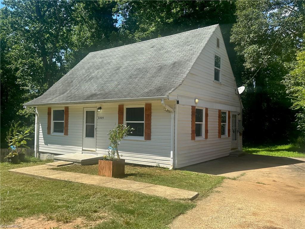 main property photo 0