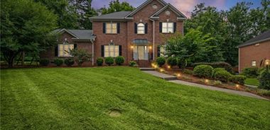 image of property with 4 Bed | 3 Bath | 2,994 Sqft