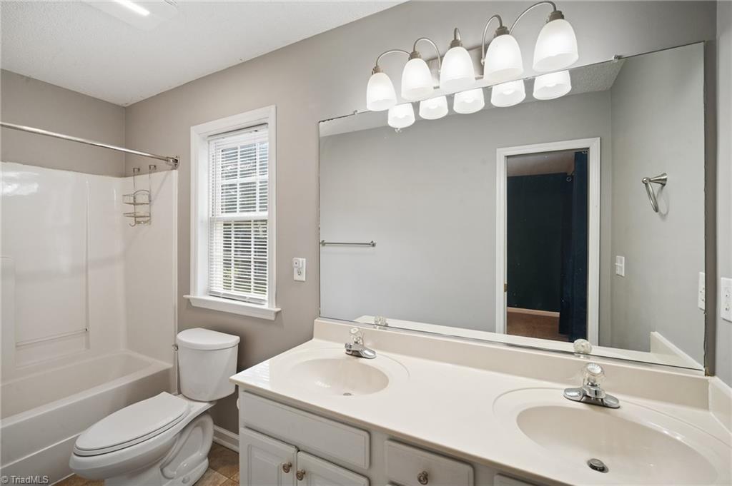 main property photo 21