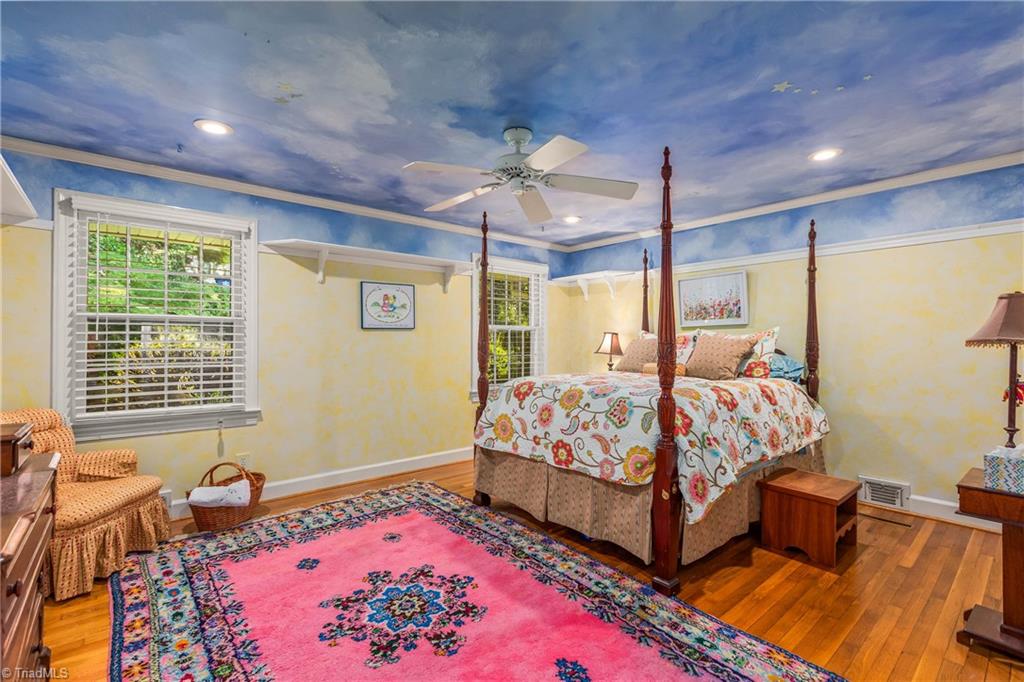 main property photo 27