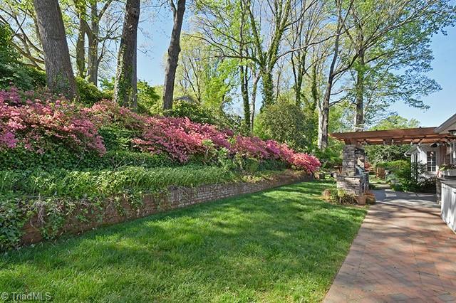 main property photo 45