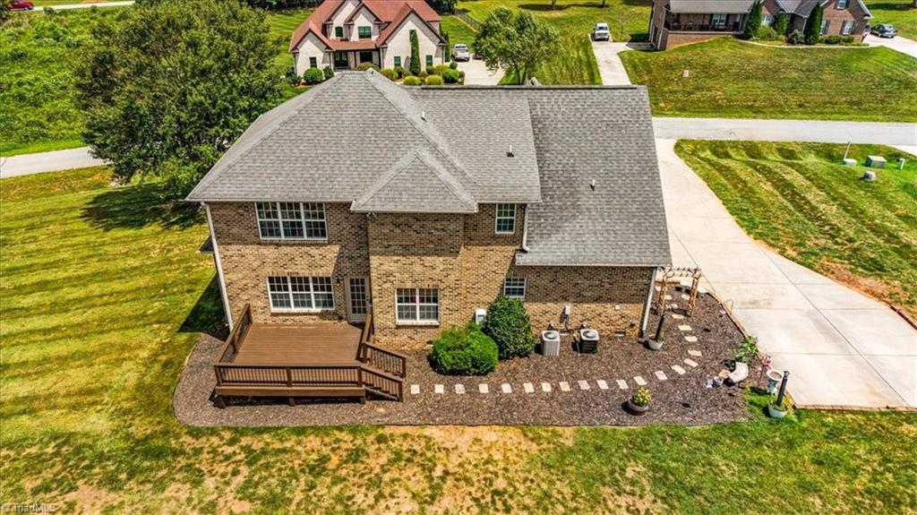 main property photo 46