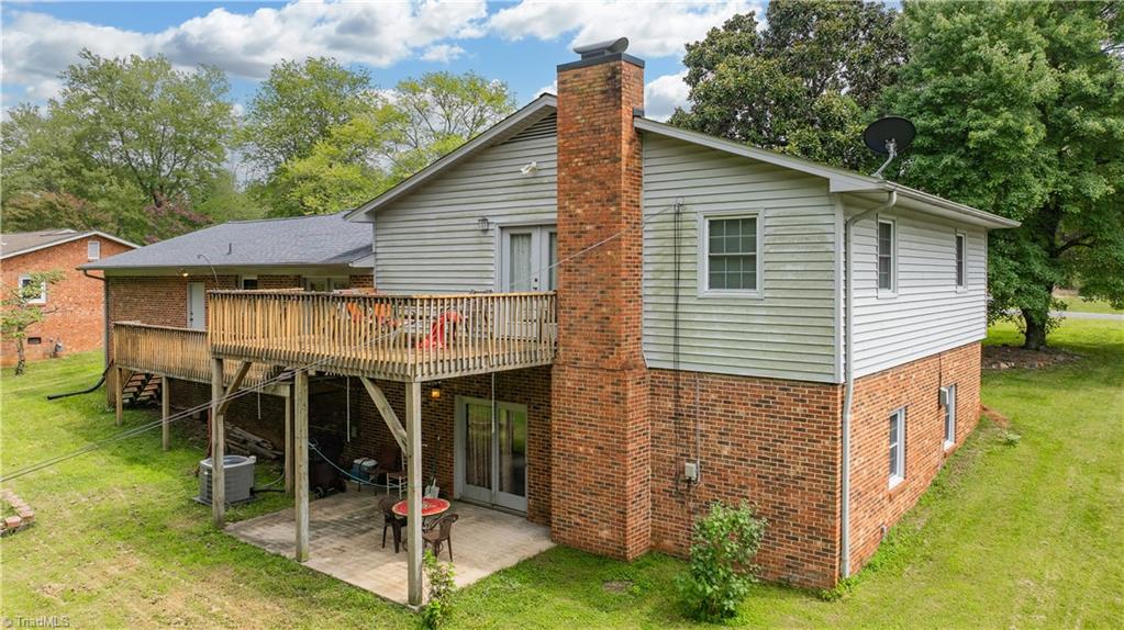 main property photo 36