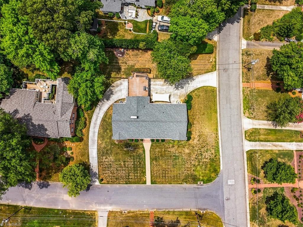 main property photo 45