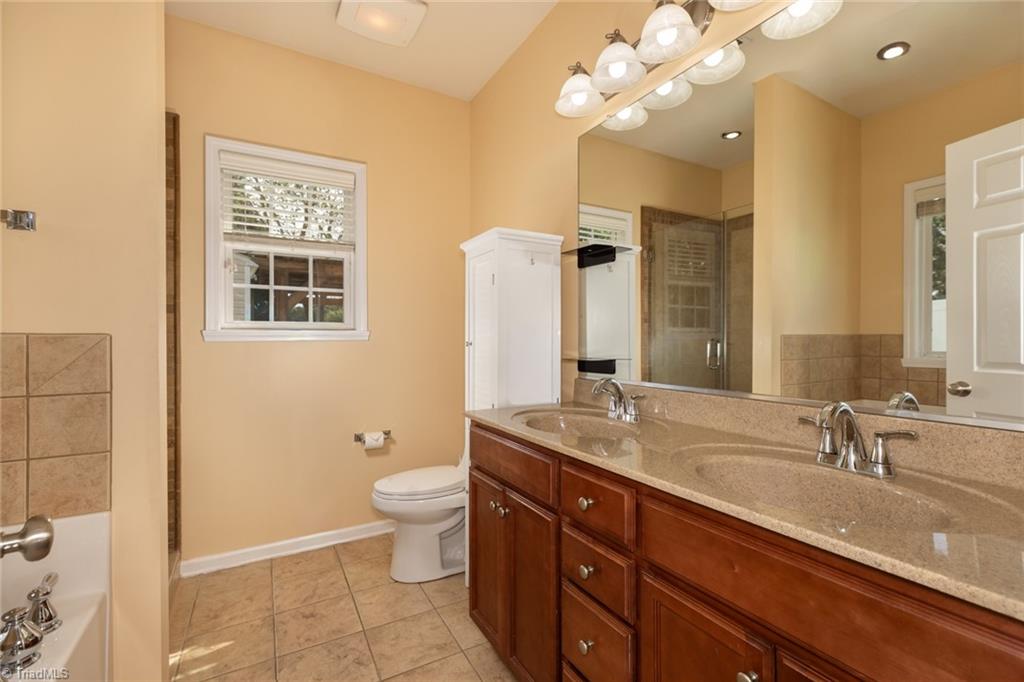 main property photo 21