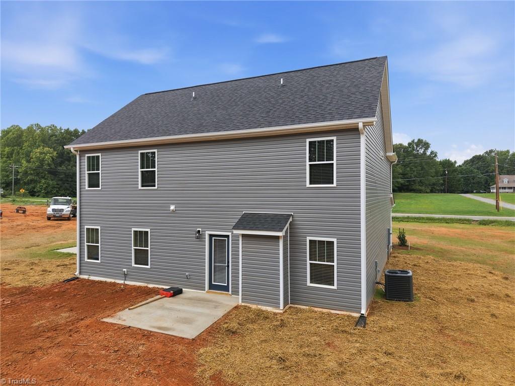 main property photo 41