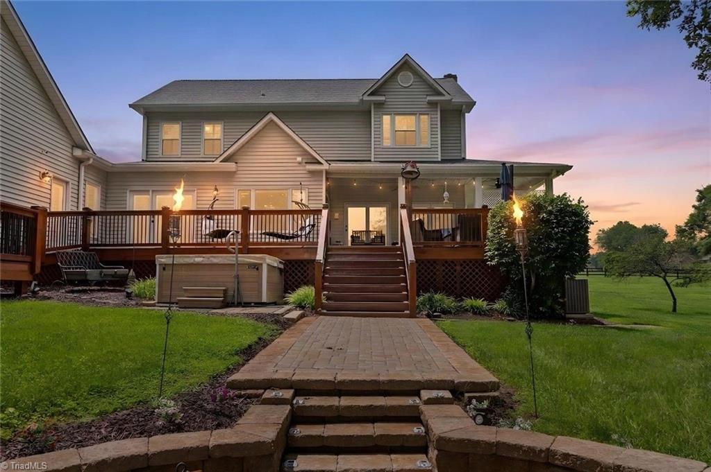 main property photo 11