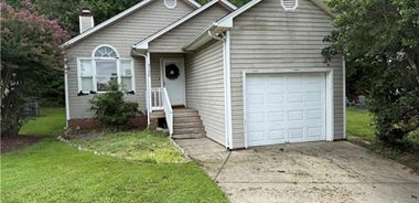 image of property with 3 Bed | 2 Bath | 1,138 Sqft