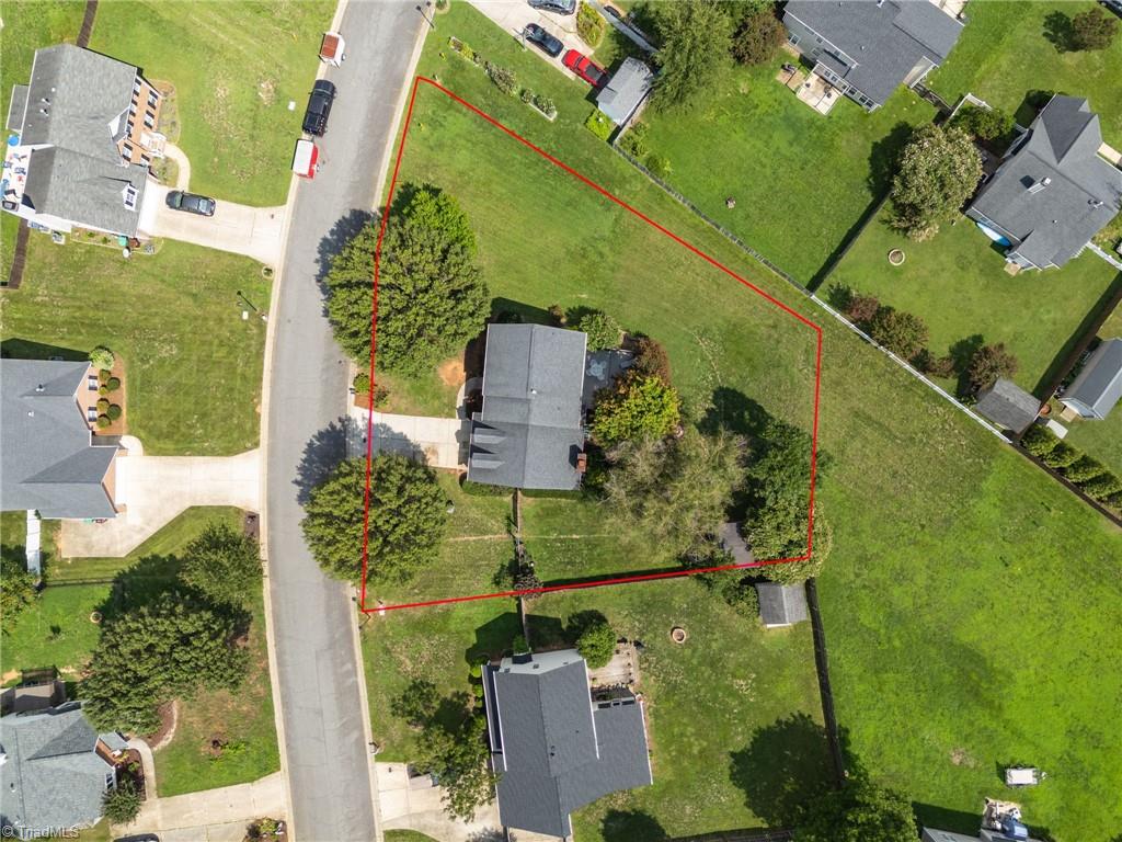 main property photo 33