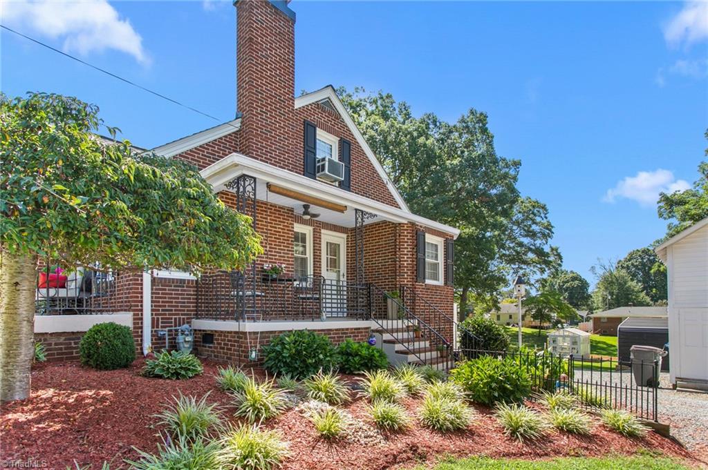 main property photo 36