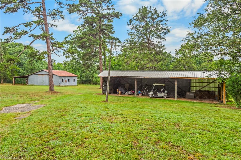 main property photo 35