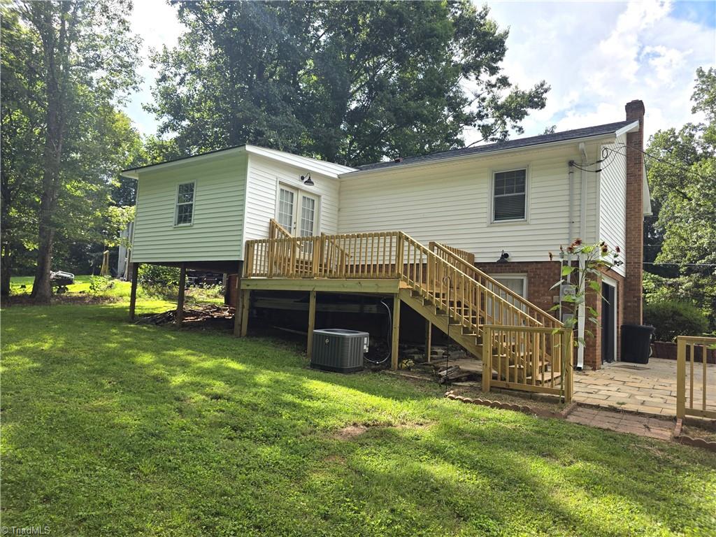 main property photo 7